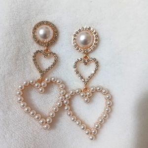 Pearl heart earrings